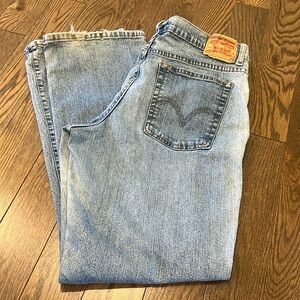 Levi’s 550 flare jeans. My favorites. Size 14